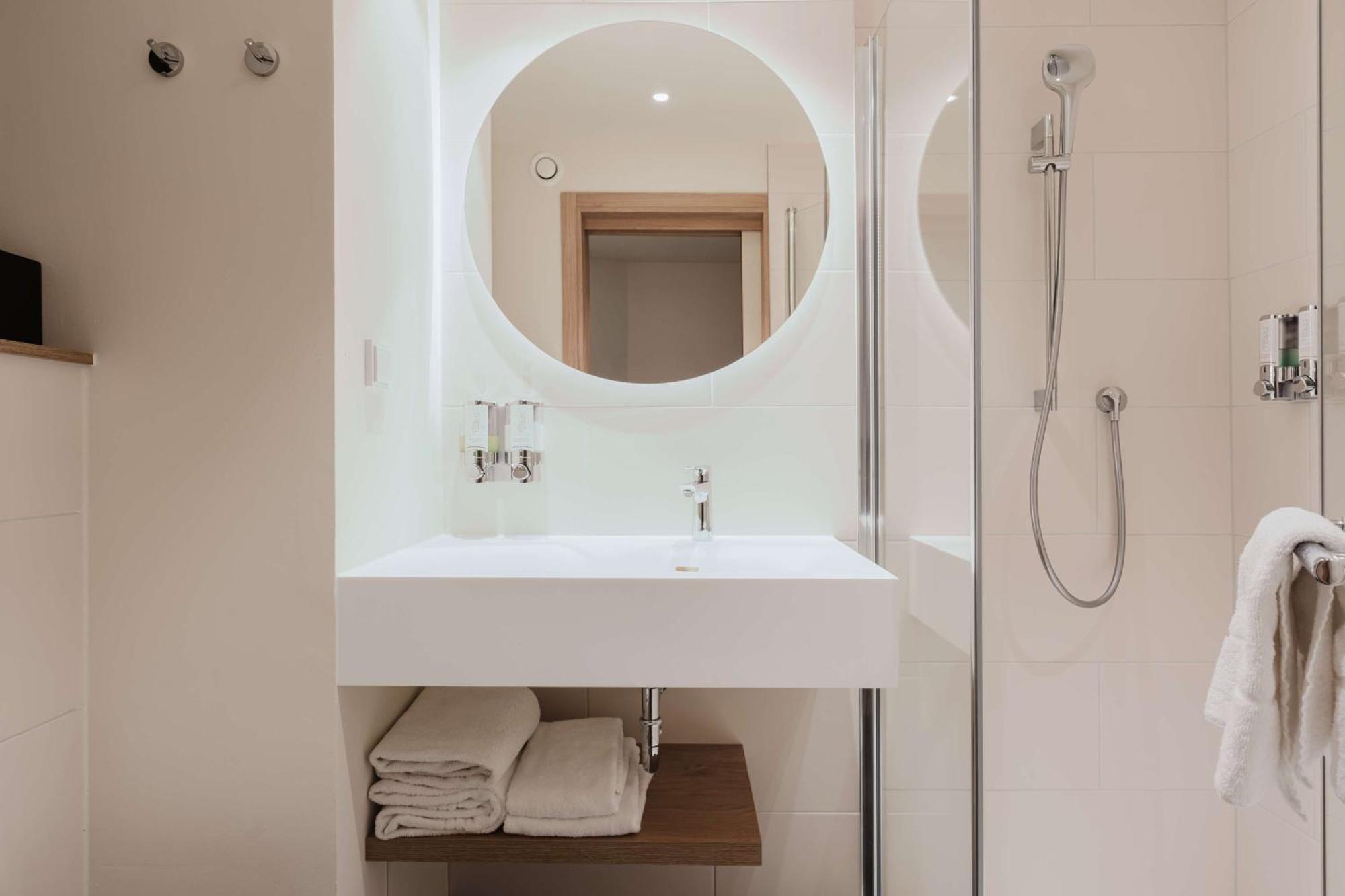 Hampton By Hilton West Wien